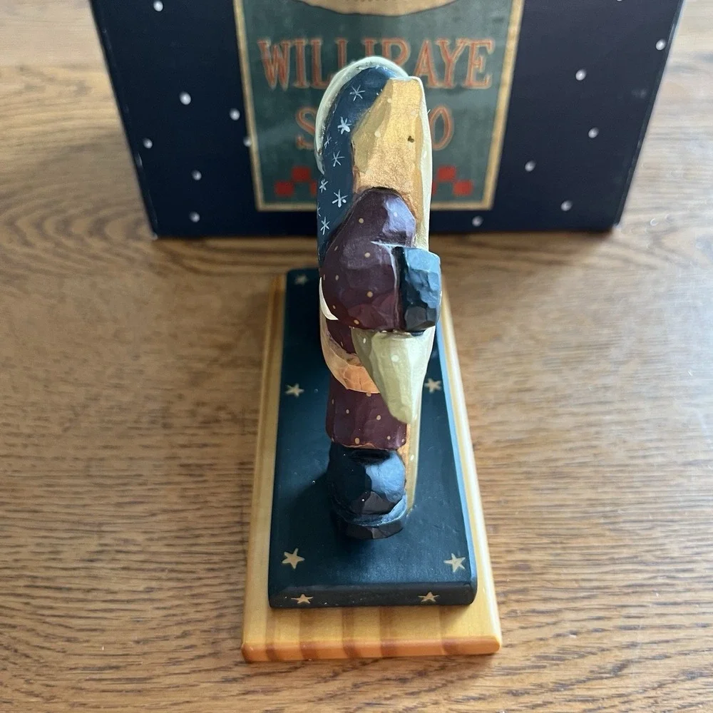Williraye Studio Figurine Santa Star Coyne's & Company